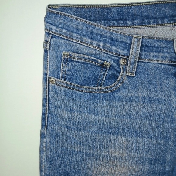 Levi's 529 Curvy‎ Bootcut Cropped Jeans Size 27 Medium Wash - Picture 10 of 10